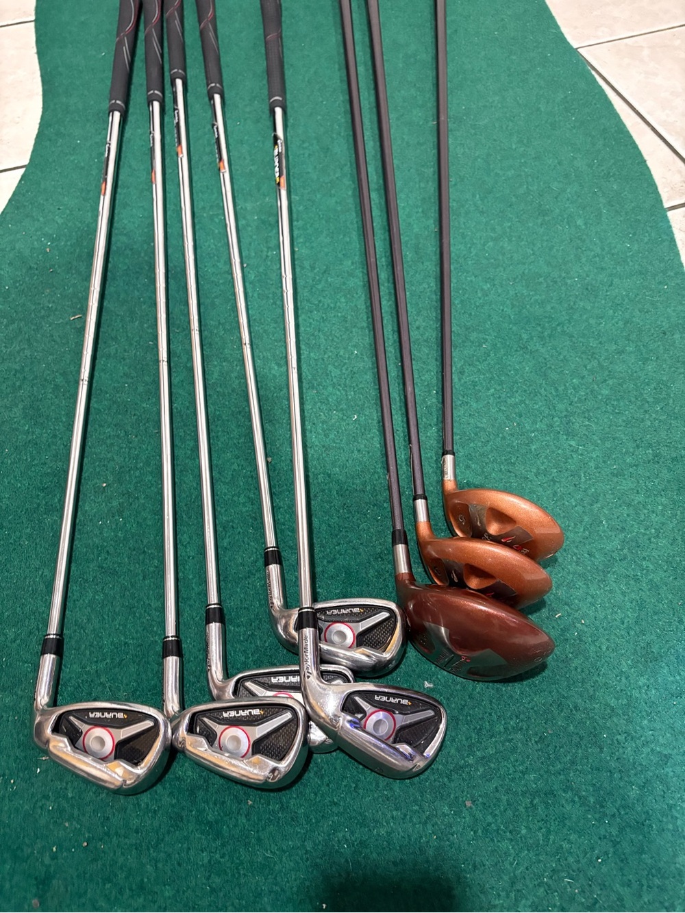 TaylorMade Men’s Golf Iron Set in Silver and Black with Red Accents
